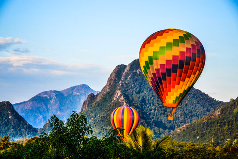 Vang Vieng: Hot Air Balloon Ride at Sunrise or Sunset