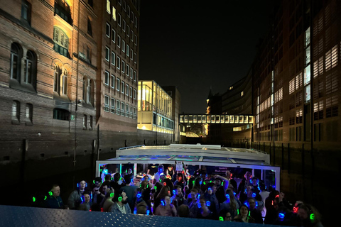 Hamburg: Silent discoparty ombord för att fira Hamburgs hamns 836:e födelsedag