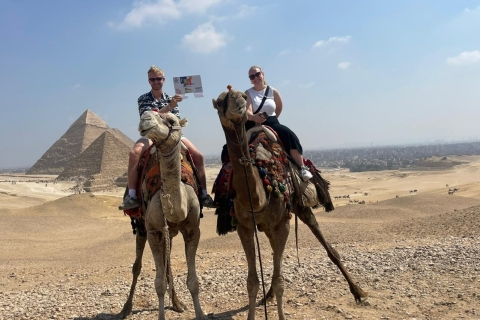 Cairo: Private Tour (Pyramids, Egyptian Museum, Bazaar) Cairo: Private Tour Without Entrance Fees