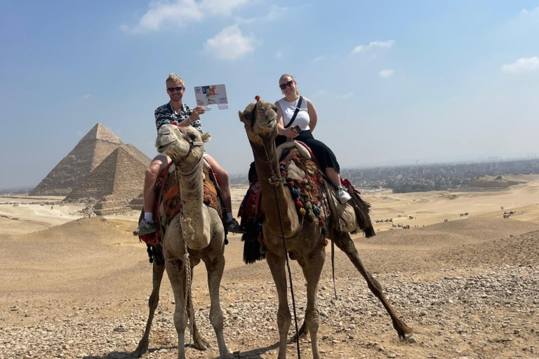 Caïro: privérondleiding (piramides, Egyptisch museum, bazaar)