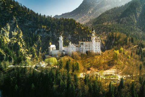 Munich - Neuschwanstein Castle+Linderhof Private Tour