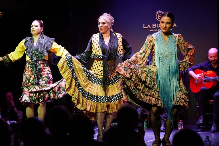 Valencia: Flamenco-Show mit Abendessen im La BuleríaValencia: VIP Flamenco-Show mit Abendessen im La Bulería