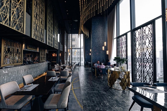 Bangkok: Nimitr Rooftop by 137 Pillars