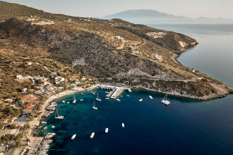 Zakynthos: Shipwreck Beach and Blue Caves Boat Tour Zakynthos: Shipwreck Beach and Blue Caves Boat Tour