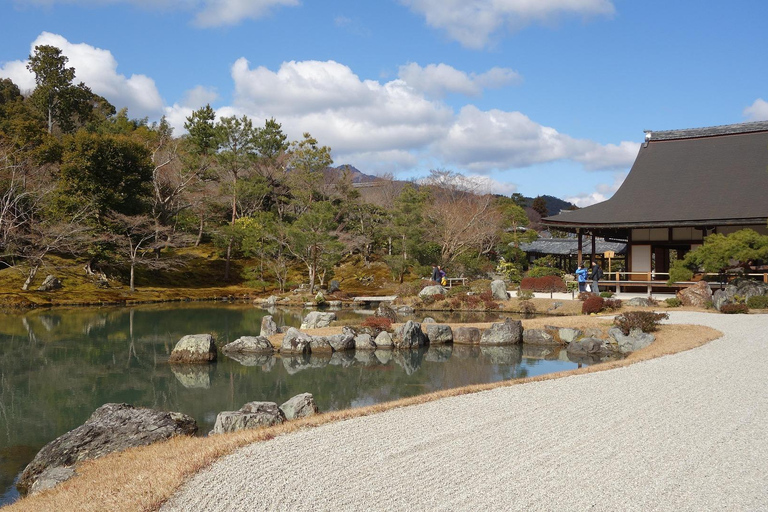 Z Osaki/Kioto: Wycieczka do Arashiyama, parku Nara i świątyni FushimiWylot z Osaki