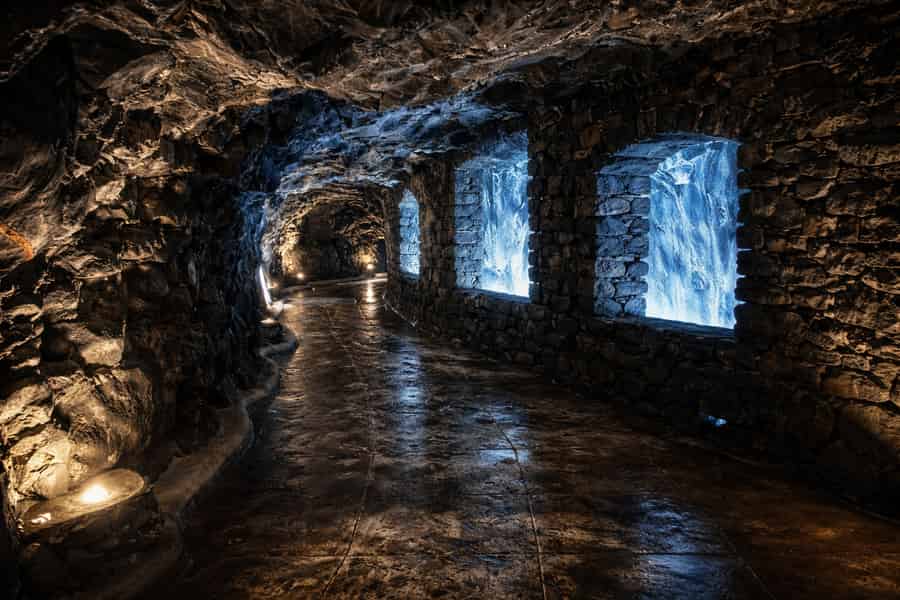 Madeira: Vulkanhöhle und Ausflug an die Küste – eine Tuk-Tuk-Tour. Foto: GetYourGuide Madeira: Vulkanhöhle und Ausflug an die Küste – eine Tuk-Tuk-Tour. Foto: GetYourGuide