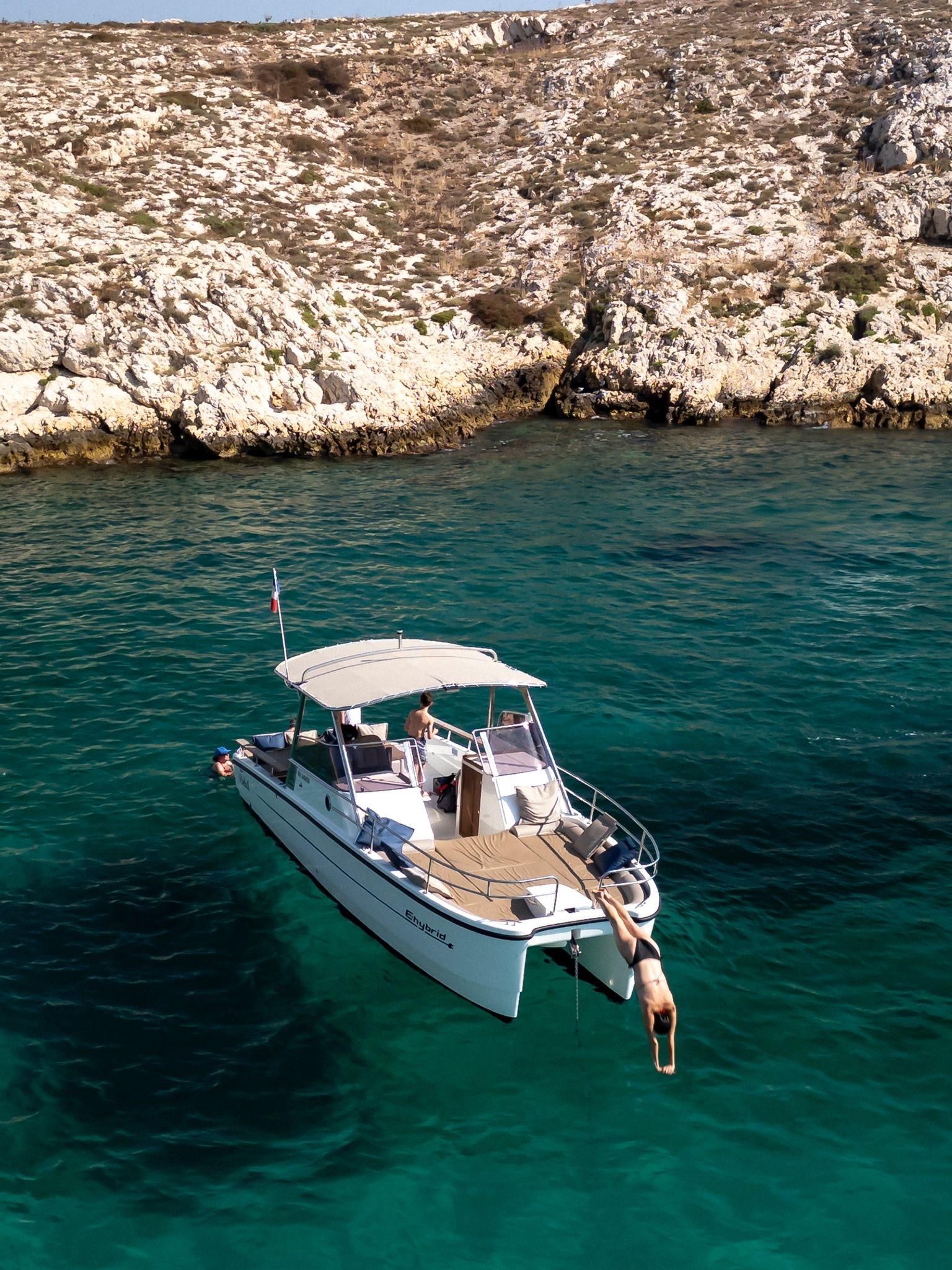 Marseille: Halbtagestour mit dem Boot zum Nationalpark Calanques