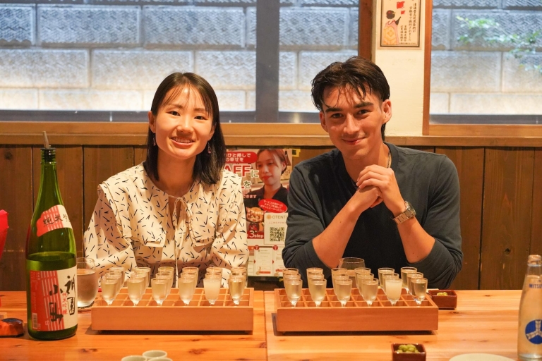 Kioto: Visita a una fábrica de sake y degustación en Fushimi