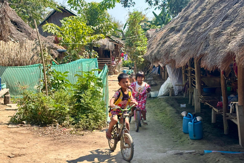 Chiang Rai: Popular Sightseeing Tour 7 places , Buffet Lunch Chiang Rai: Popular Sightseeing Tour 7 places ,Buffet Lunch