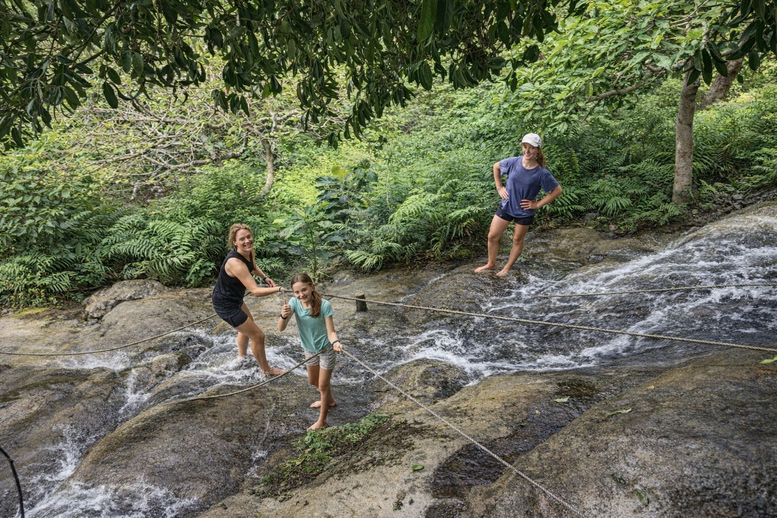 Ab Chiang Mai: 2-tägige Tour nach Pai mit Bua-Tong-Wasserfall