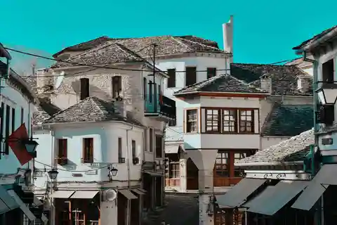Ab Tirana: 2-tägige Permet und Gjirokaster Tour