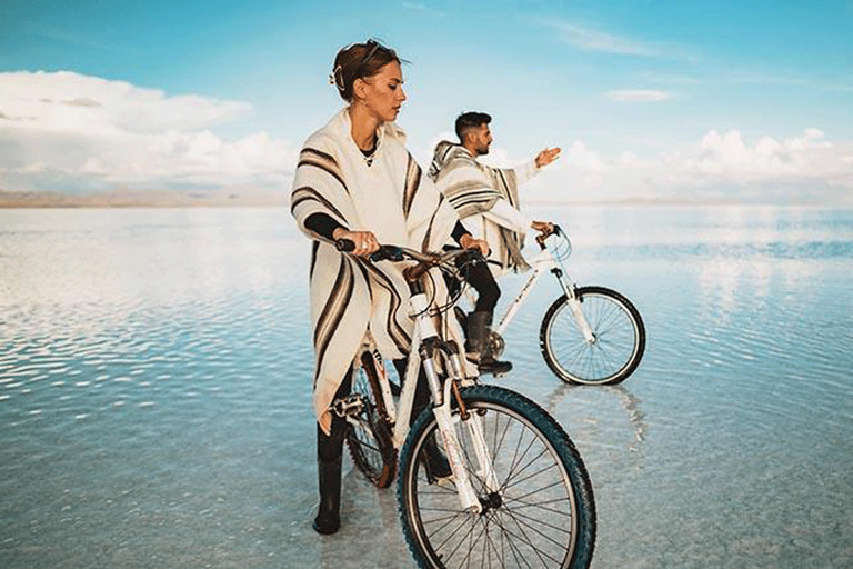 From Uyuni: Uyuni salt flat by bicycle