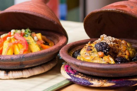 Dîner dans le désert d'Agafay à Marrakech avec promenade à dos de chameau