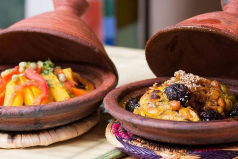 Dîner dans le désert d'Agafay à Marrakech avec promenade à dos de chameau