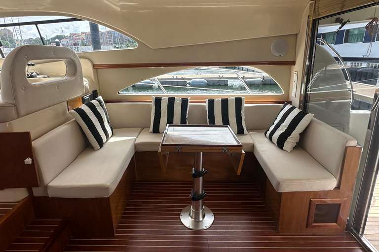 Porto: Luxury 7 Bridges Cruise, Port Wine Tasting & Sunset Shared Sunset Cruise with Welcome Drink