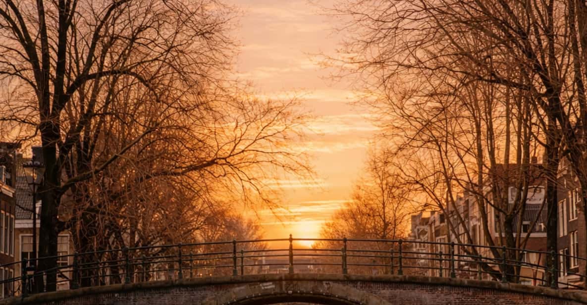 Afbeelding 5 van Amsterdam: klassieke saloonboottocht met kaas en wijn