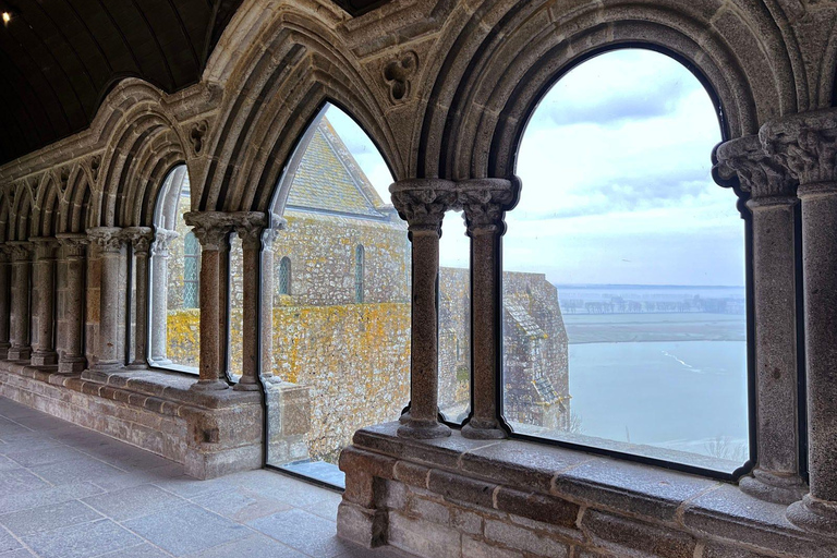 Private Guided 1 day Tour Paris- Étretat & Mont-Saint-Michel