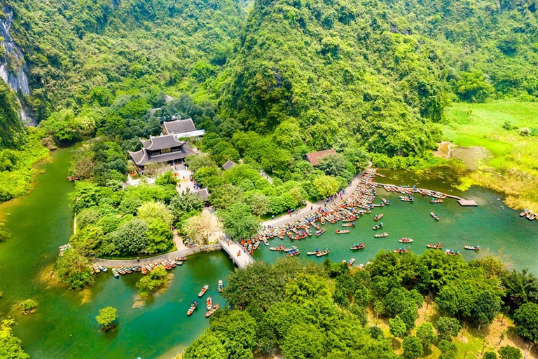 Depuis Ha Noi : Trang An/Tam Coc, grottes de Mua, excursion d&#039;une journée à Hoa LuVisite VIP : Hoa Lu - Tam Coc - Mua Cave ( Max 9 personnes )