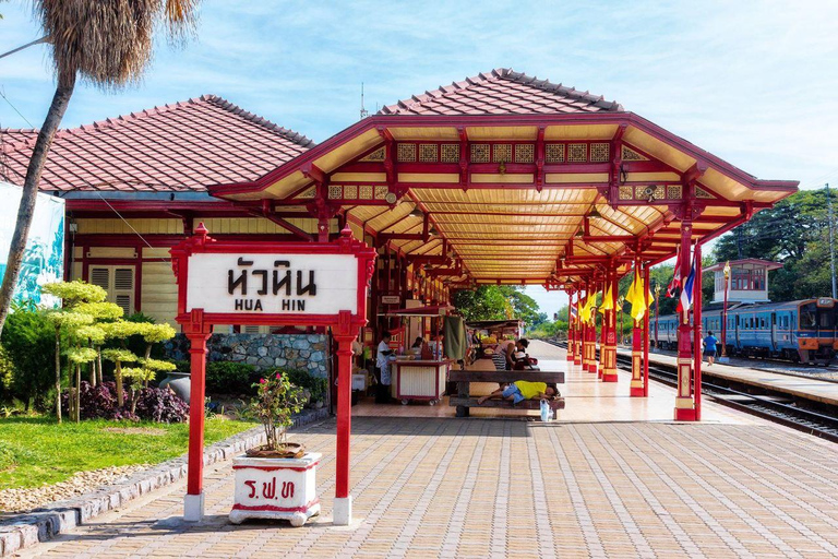 Bangkok: Hua Hin Private Day Tour with Top Floating Markets
