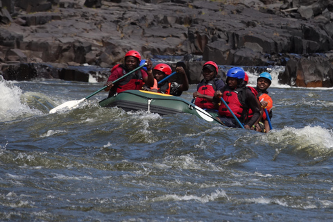 Zambezi-Wildwasser-Rafting &amp; White Rhino Walking Safari Combo