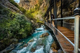 Alanya: 3-in-1-Tour zu den Sapadere-Wasserfällen, zum Dim-Bach und zur Dim-Höhle