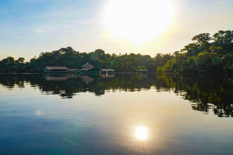 Manaus: Viagem de sobrevivência de vários dias na Amazônia com acampamentoExcursão de 4 dias e 3 noites