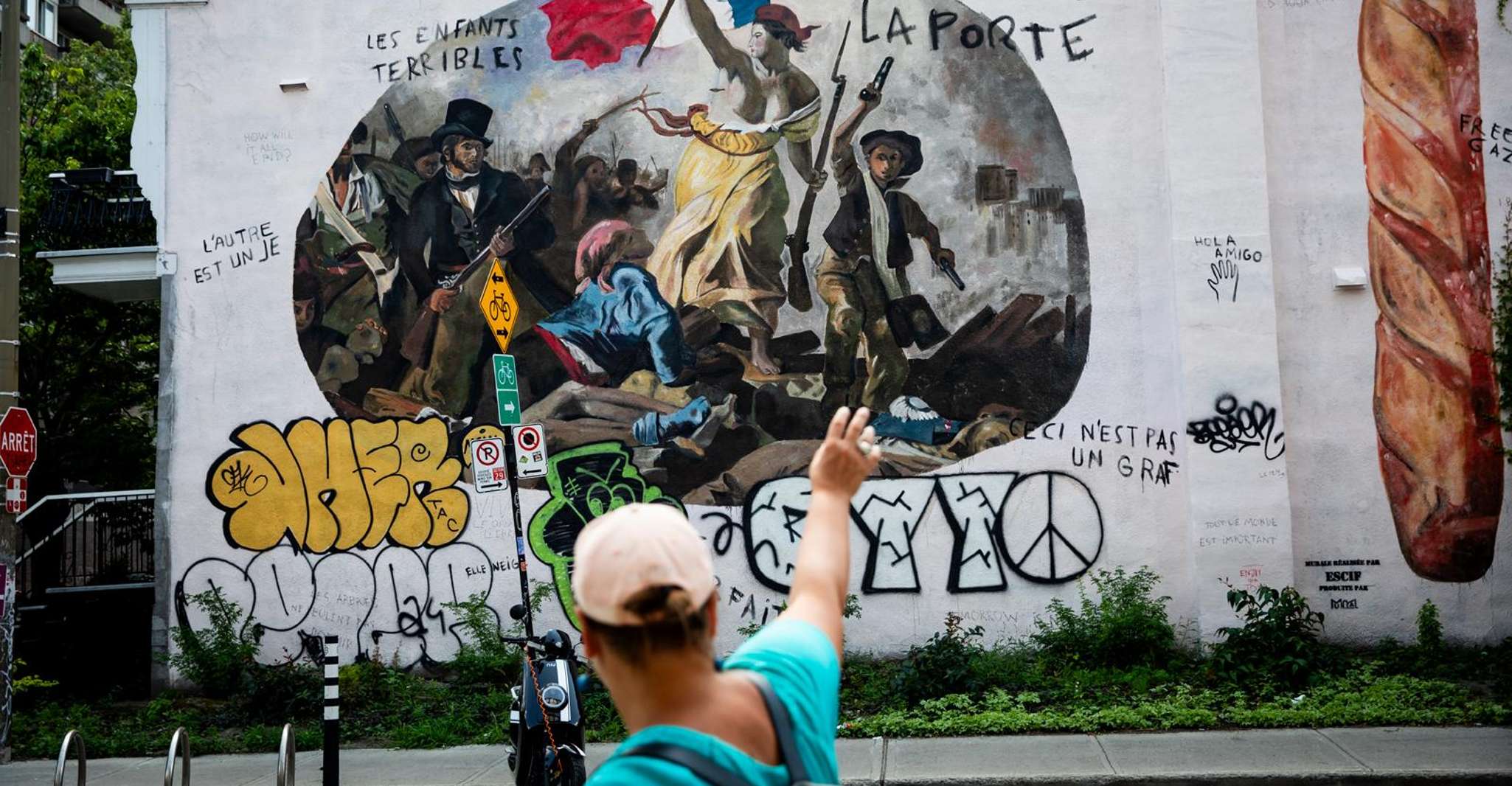 Montreal: The Original Locally Owned Street Art Walking Tour photo 11