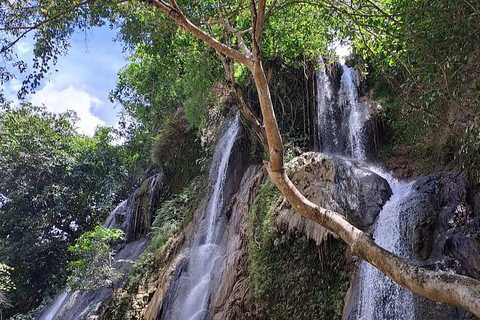 Cascada de Sri Gethuk y Cueva de Jomblang l Excursión de un día