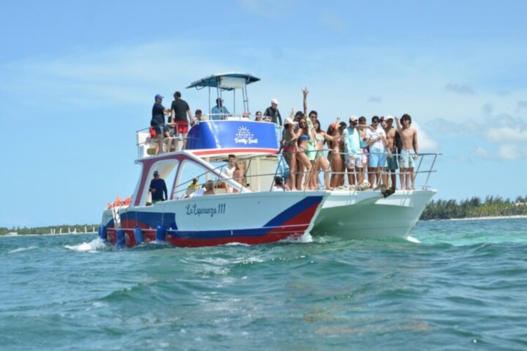 Catamarán privado Crusie, snorkel, almuerzo y tobogán acuáticoVisita privada exclusiva sólo para ti y tu grupo de hasta 95 personas
