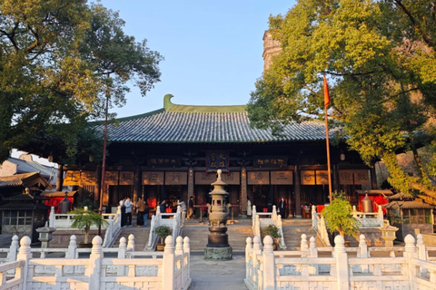 Hangzhou: Jiangnan Great Wall Day Trip by Bullet Train