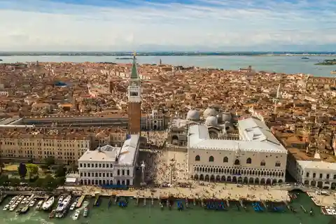 Venice: St. Mark's Basilica, Doge's Palace & Murano tour
