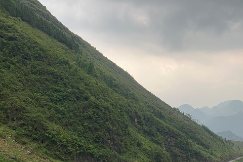 Från Hanoi: 4-dagars Ha Giang Loop Car Tour Plus redigerad video