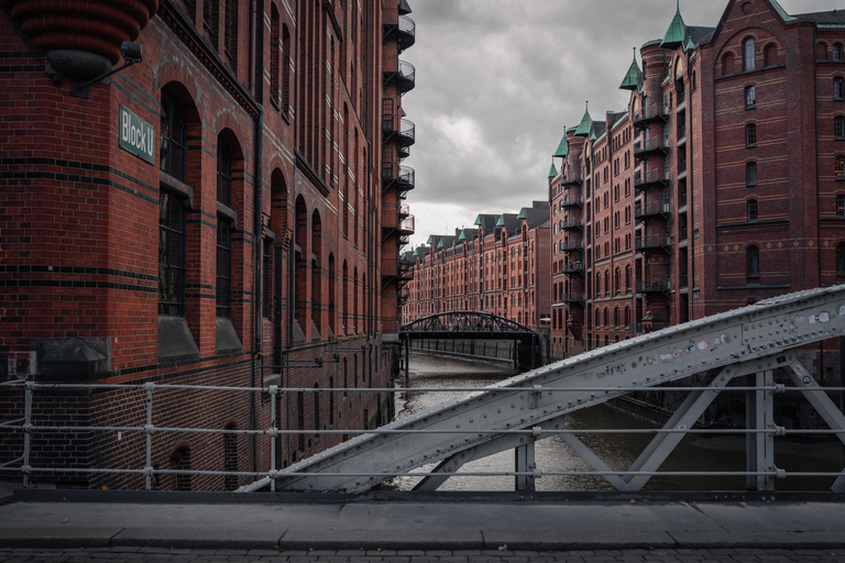 Hamburg: Speicherstadt, Elbphilharmonie Plaza & Boat Cruise