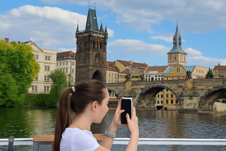 Prague: Vltava River Cruise in Jazz Style and Commentary