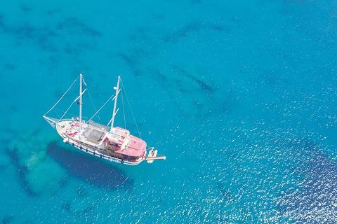 Athens Riviera:Premium Morning Cruise with Onboard Greek BBQ
