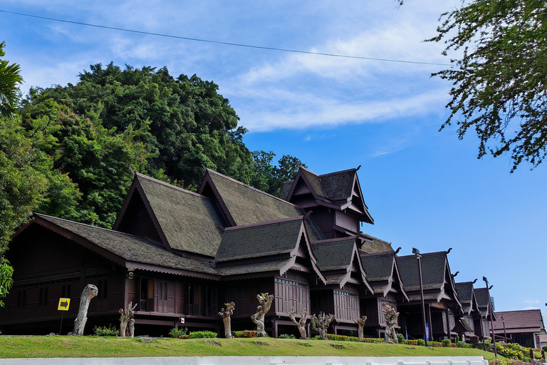 Melaka UNESCO City Guided Walking Tour - Tip Based