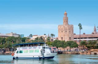 Sevilla: Guadalquivir Bootstour mit optionalem Mittagessen/Abendessen