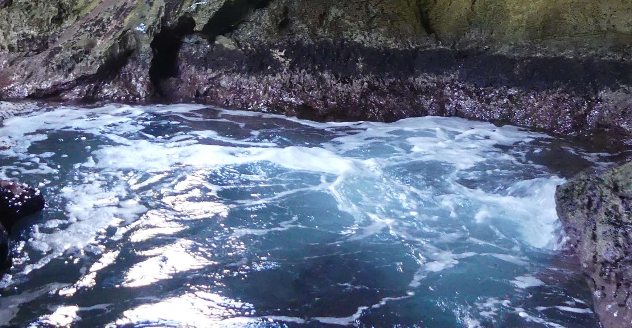 La Cueva de Taino India y la Playa Tour con Transporte - Hizvo