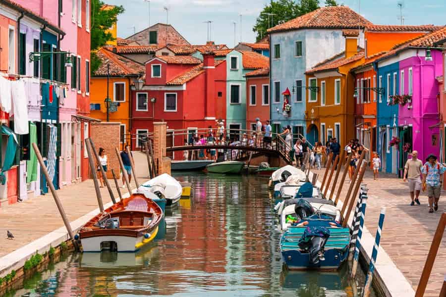 Murano & Burano: Bootstour mit Guide & Besuch der Glasfabrik. Foto: GetYourGuide