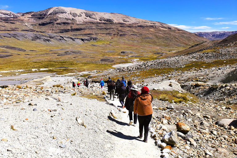 Caminhada na Montanha Charquini - La Paz