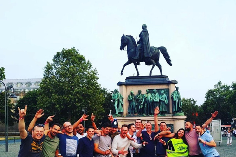 Köln: Ungkarlsfest med pubrundaPCS