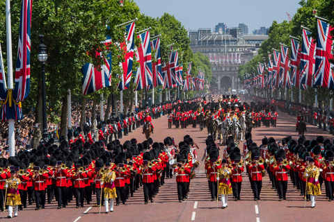 London Buckingham Palace, Big Ben & Westminster Walking Tour London French Calling: Palaces-Parks-Docks & Clocks