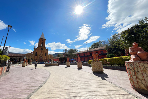 BOGOTA: Tour of Villa de Leyva, Ráquira, Pozos Azules and Puente de Boyacá