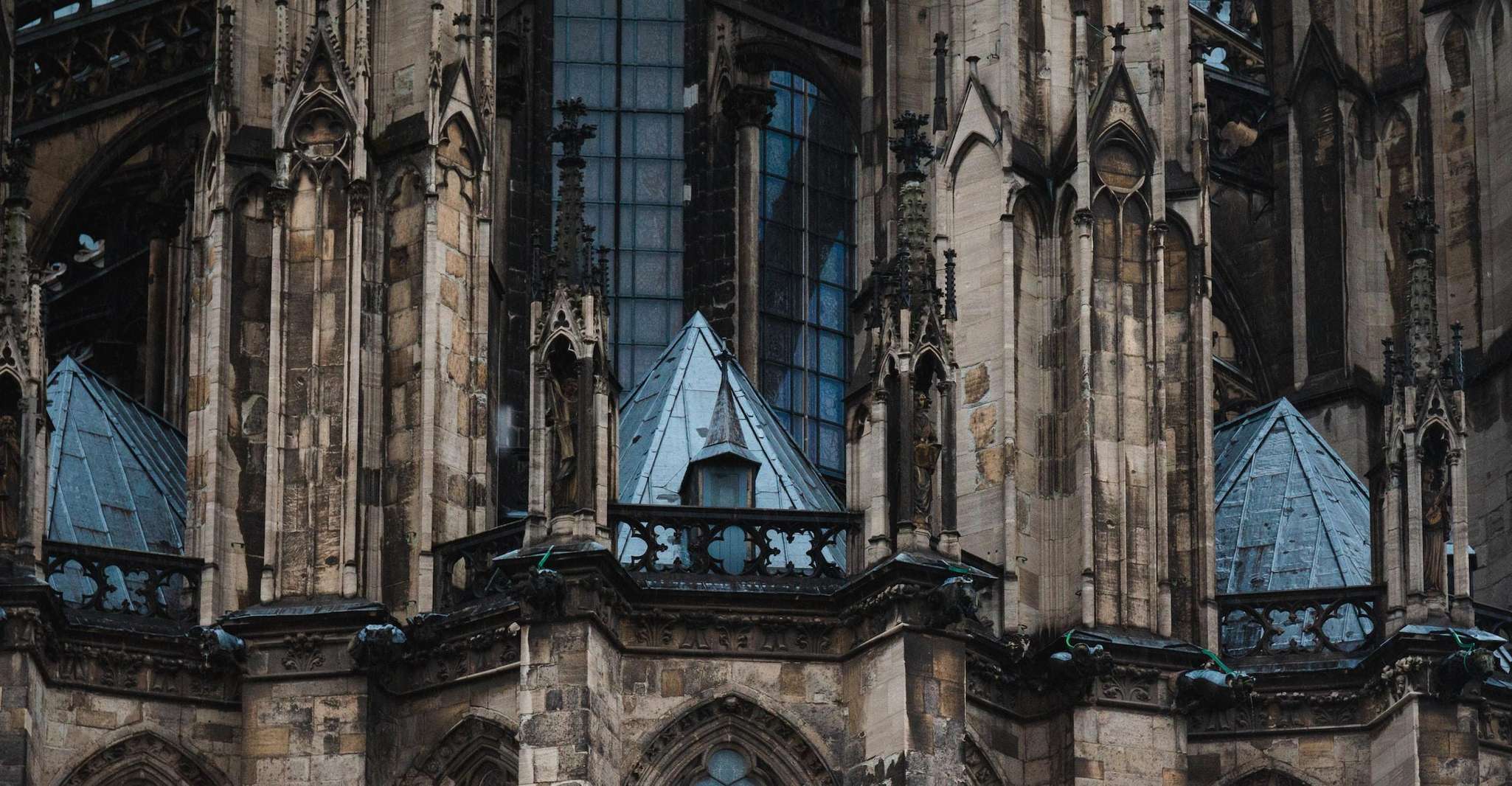 Köln, İkinci Dünya Savaşı'nın dehşetini keşfeden bir Kendinden Güdümlü Tur - Hizvo
