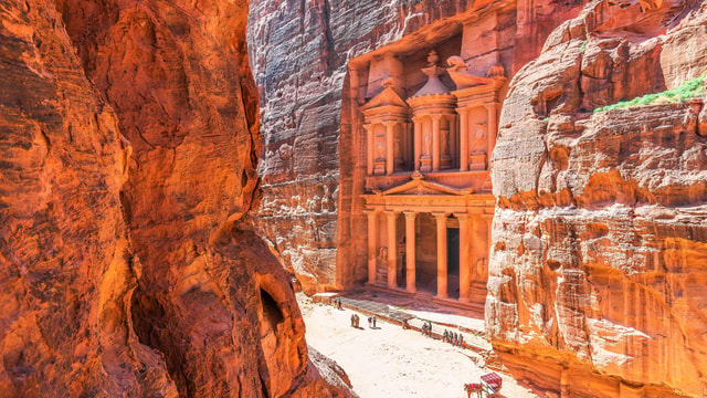 Petra private tour with pick up