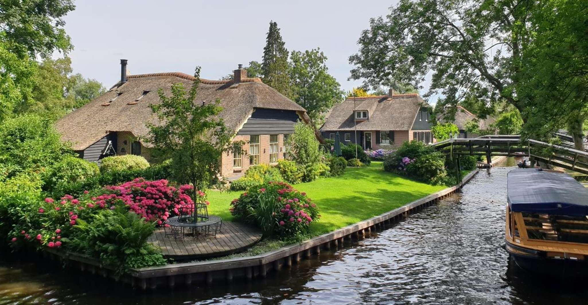 Amsterdam to Giethoorn & Zaanse Schans Small Group w/ Pickup photo 11