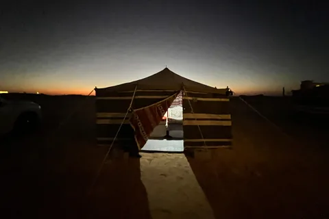Salalah: Soggiorno notturno in tenda beduina nel deserto + Safari al tramonto