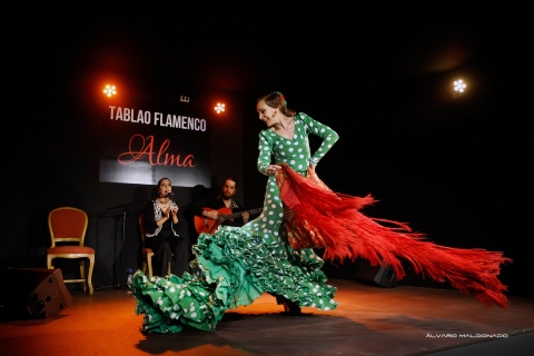 Palma: Flamenco Show at Tablao Flamenco Alma with Drink Flamenco Show with Dinner (Tapas) & a Drink - Seating Zone B