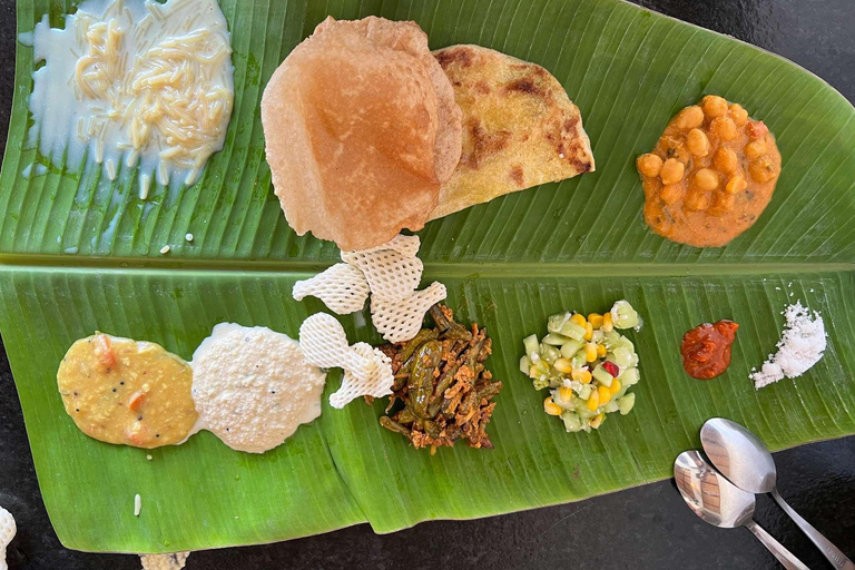 Bangalore: Full-Day Sightseeing Tours with Meal & AC vehicle Bangalore Private Heritage Walk + Home Cooking Class