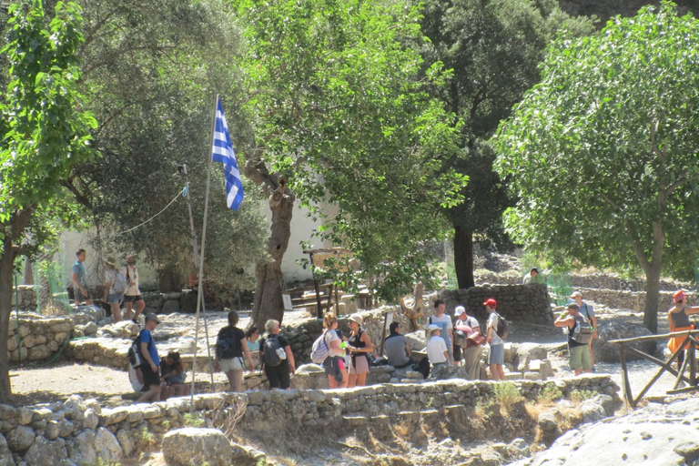 Desde Rethymno Ruta de un día por el desfiladero de Samaria con recogidaDesde Gerani, Petres, Dramia, Kavros y Georgioupolis